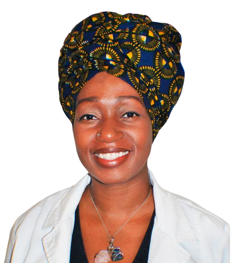 Safiya Hassan, CNM (comadrona)
